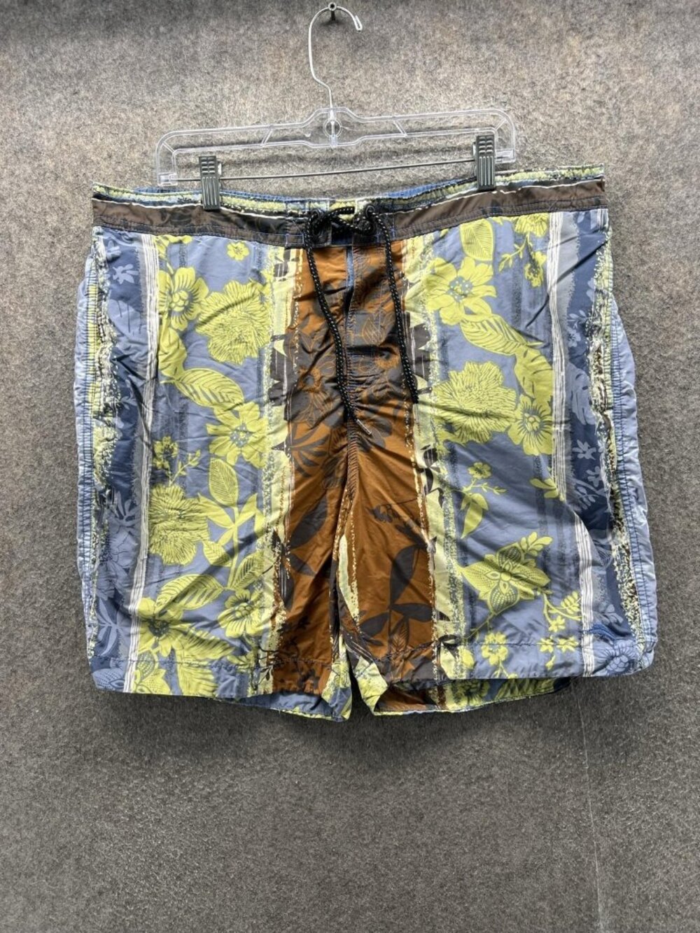 Tommy Bahama Swim Trunks Mens XL Multicolor Floral Mesh Lined Drawstring Shorts